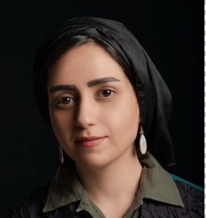 Yasmine B.